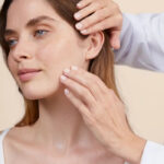 اسپری آب avene اورجینال فرانسوی حاوی آب چشمه اون 300 میل | ترمیم کننده، مرطوب کننده، ضد التهاب - Image 10